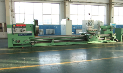 Máy tiện công suất lớn - Dezhou Precion Machine Tool Co., LTD
